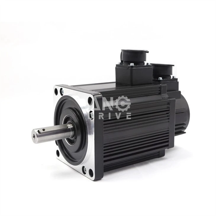 Servo gearmotor