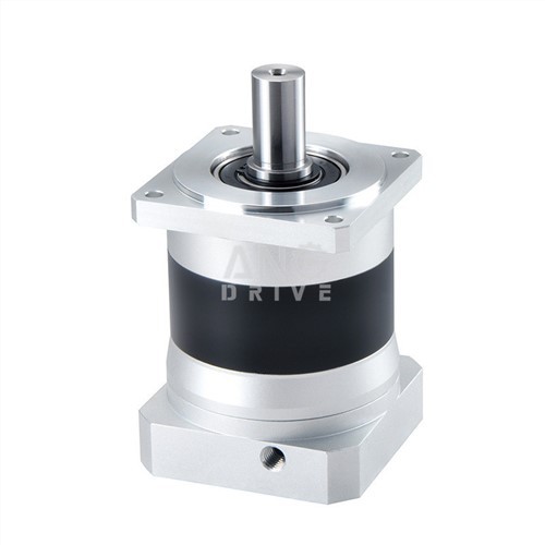 Mjenjač s malim zazorima